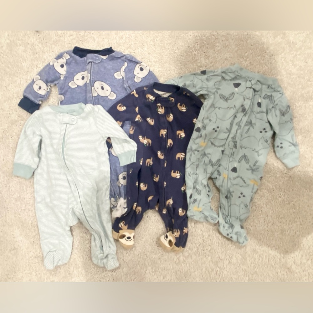 4 pack Carters zippered footies